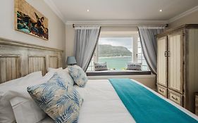 52 On Fish Hoek